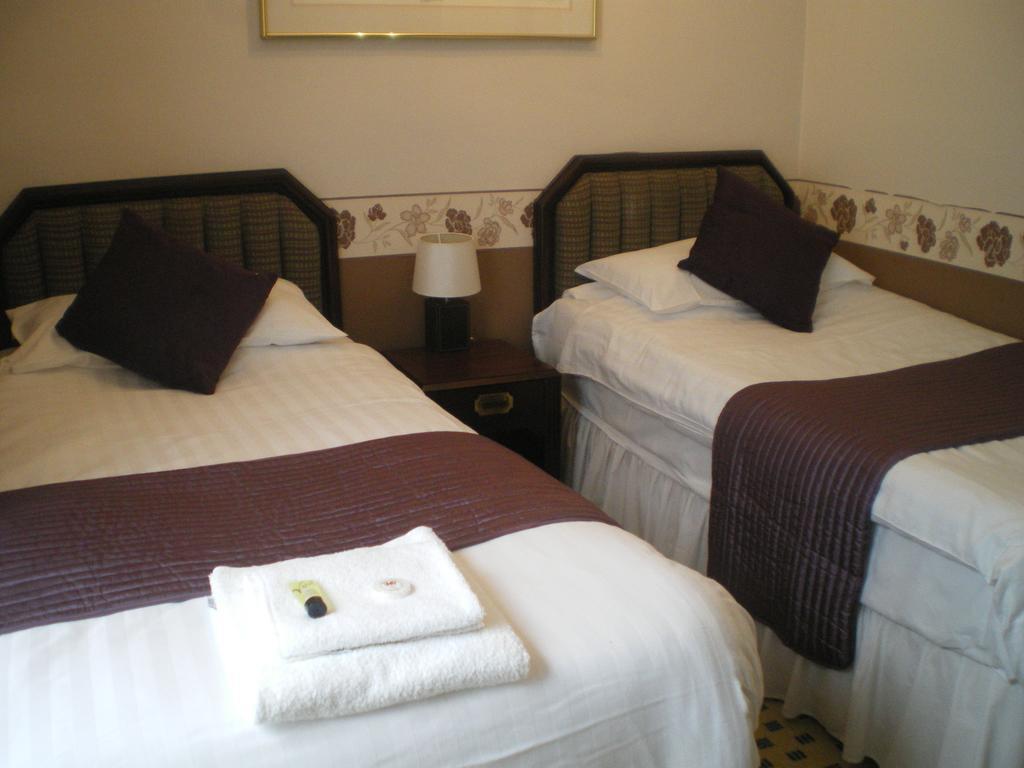 Crown Hotel Pwllheli Phòng bức ảnh