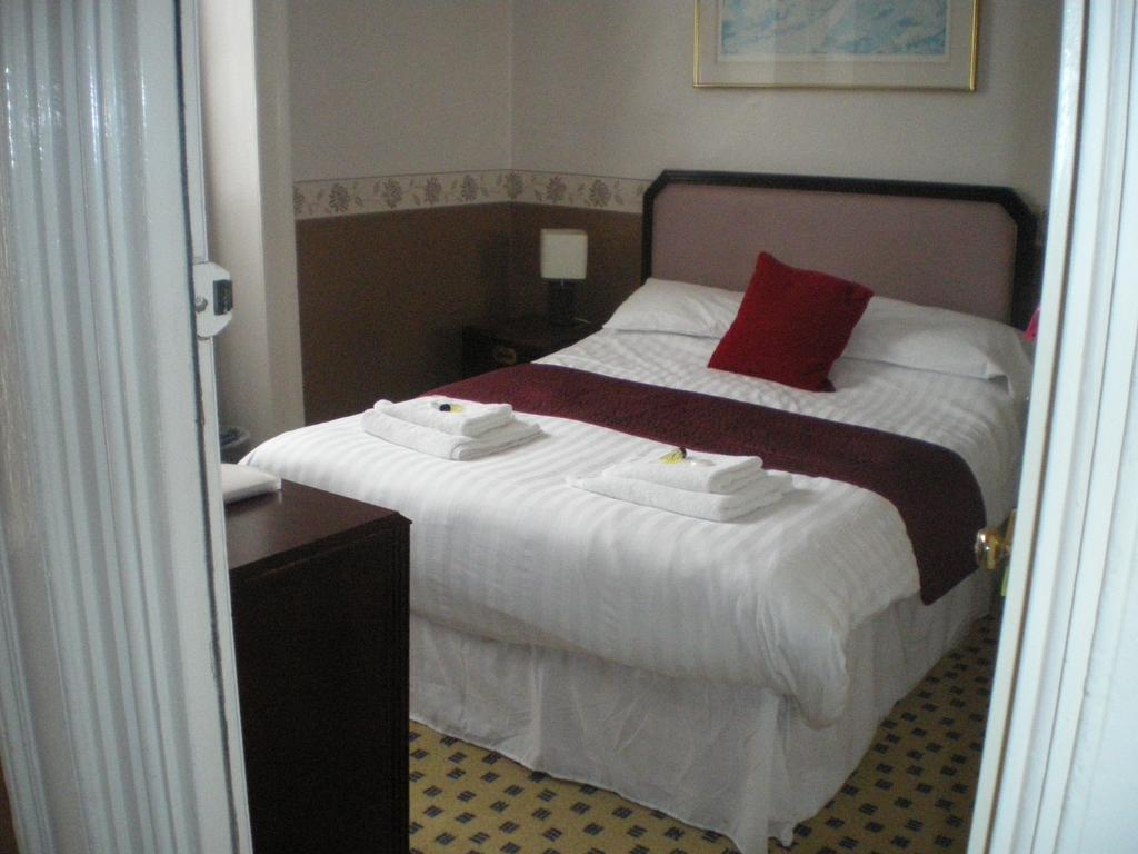 Crown Hotel Pwllheli Phòng bức ảnh