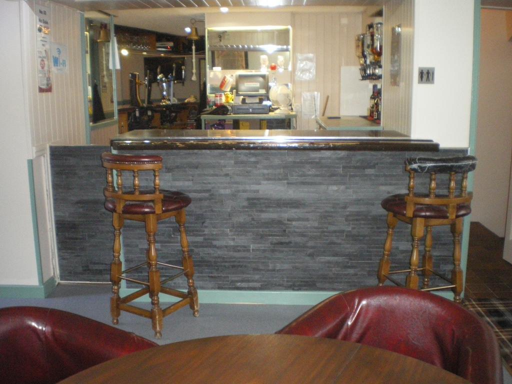 Crown Hotel Pwllheli Ngoại thất bức ảnh