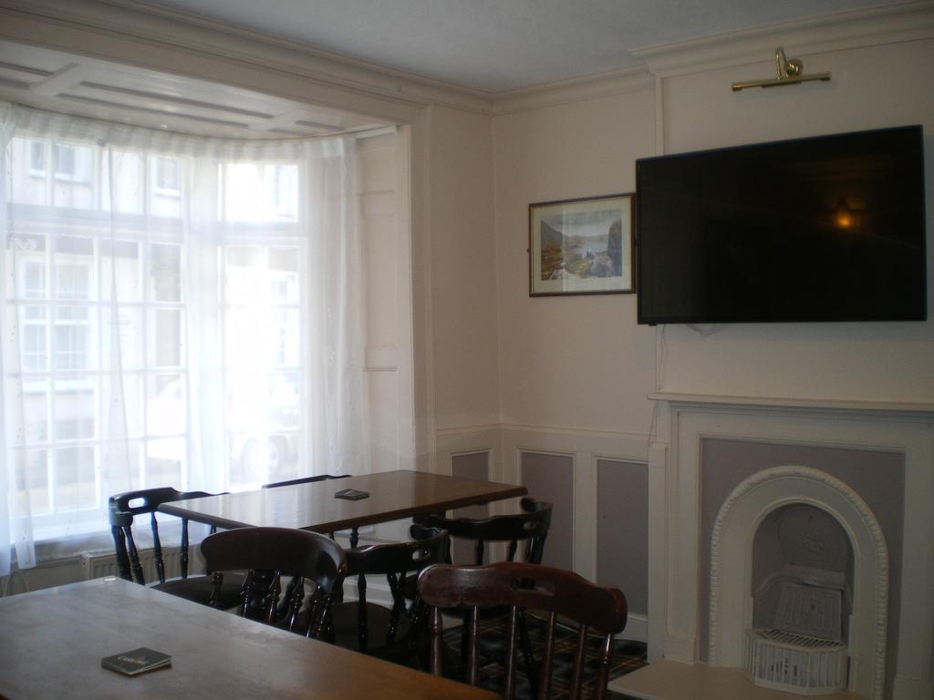 Crown Hotel Pwllheli Ngoại thất bức ảnh