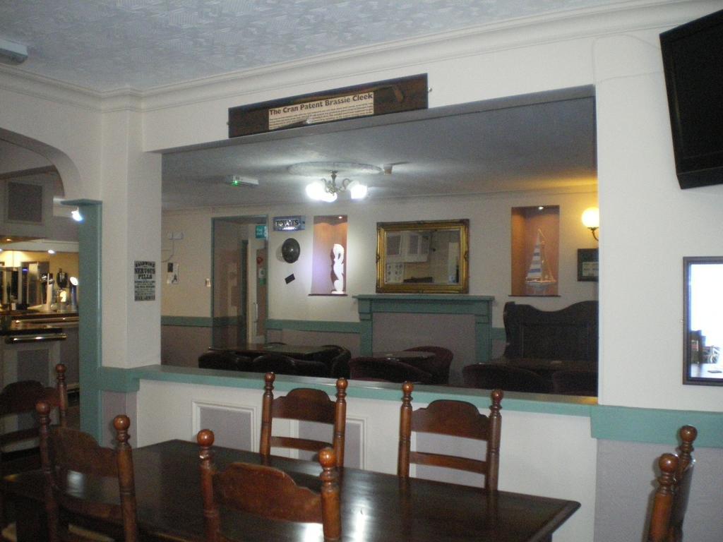 Crown Hotel Pwllheli Ngoại thất bức ảnh