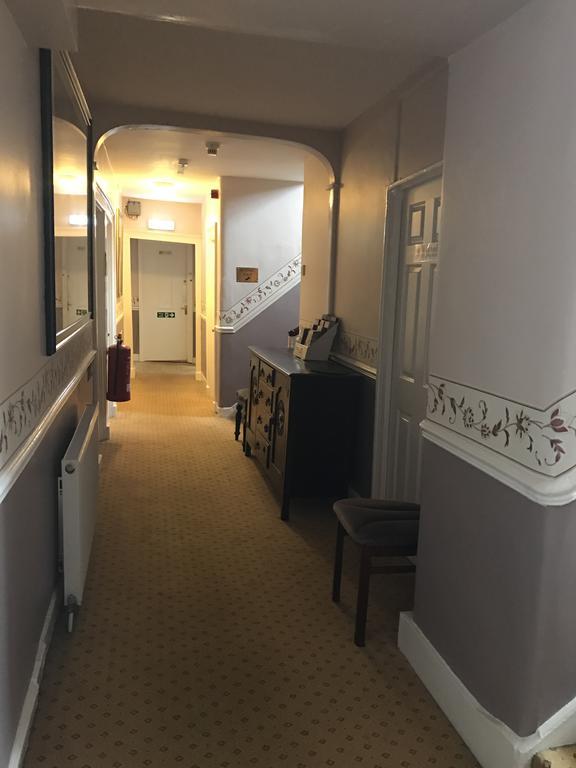 Crown Hotel Pwllheli Ngoại thất bức ảnh