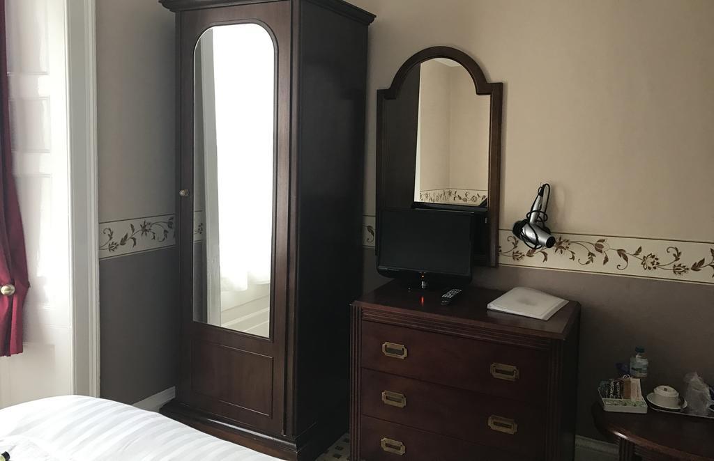 Crown Hotel Pwllheli Ngoại thất bức ảnh
