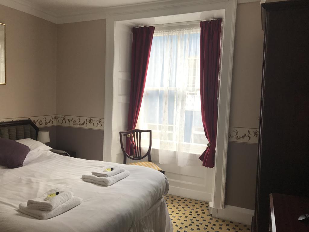 Crown Hotel Pwllheli Ngoại thất bức ảnh