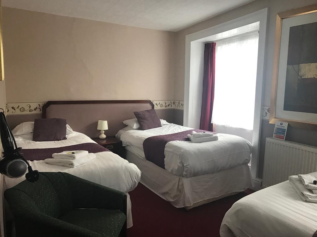 Crown Hotel Pwllheli Ngoại thất bức ảnh