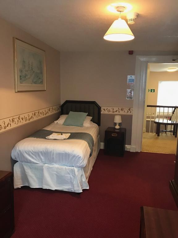 Crown Hotel Pwllheli Ngoại thất bức ảnh