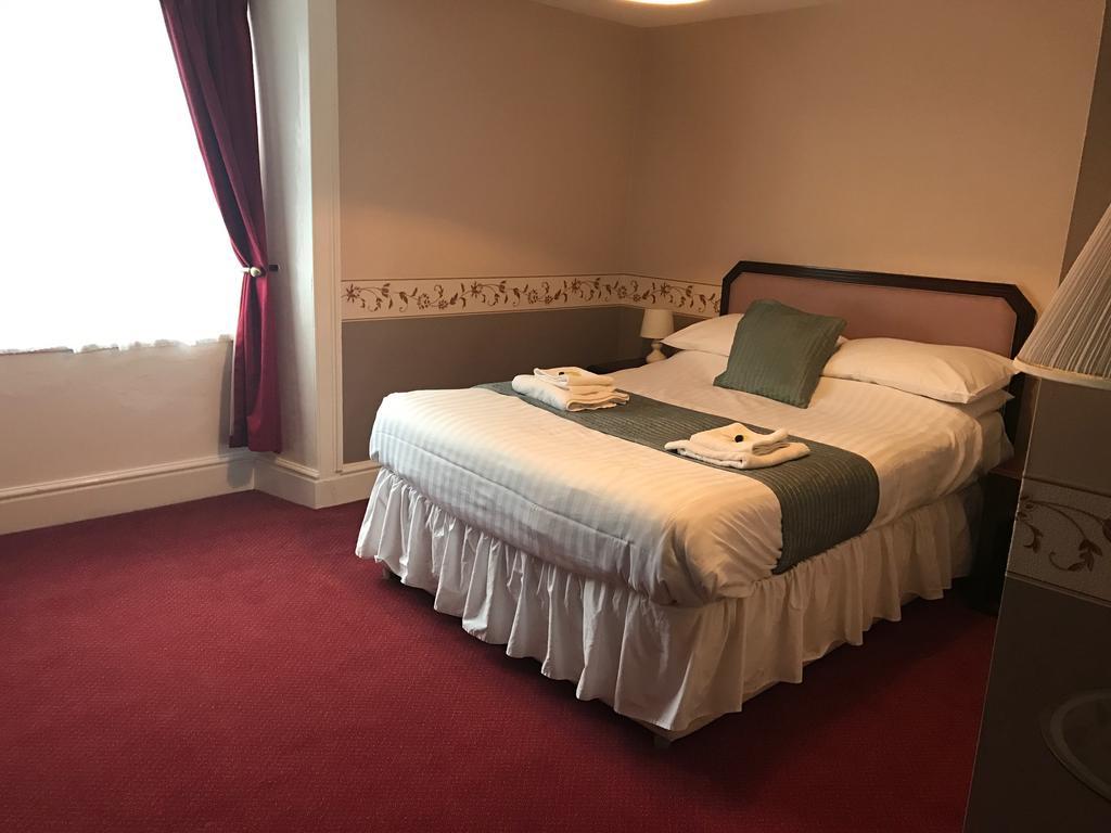 Crown Hotel Pwllheli Ngoại thất bức ảnh