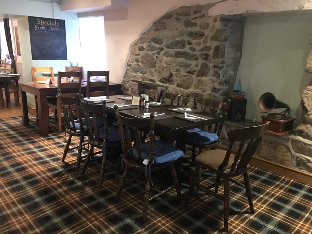 Crown Hotel Pwllheli Ngoại thất bức ảnh