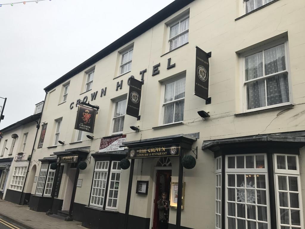 Crown Hotel Pwllheli Ngoại thất bức ảnh